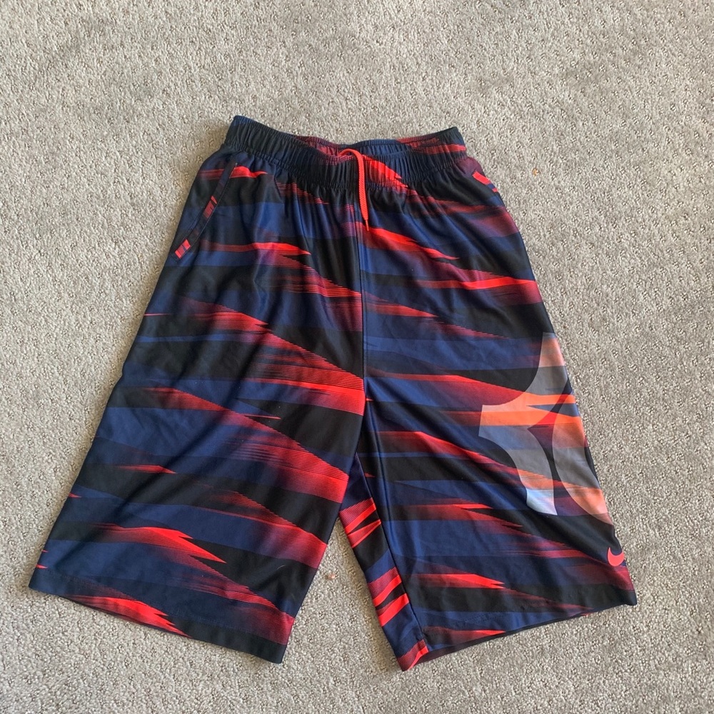 Nike KD Basketball/Athletic Shorts size youth XL